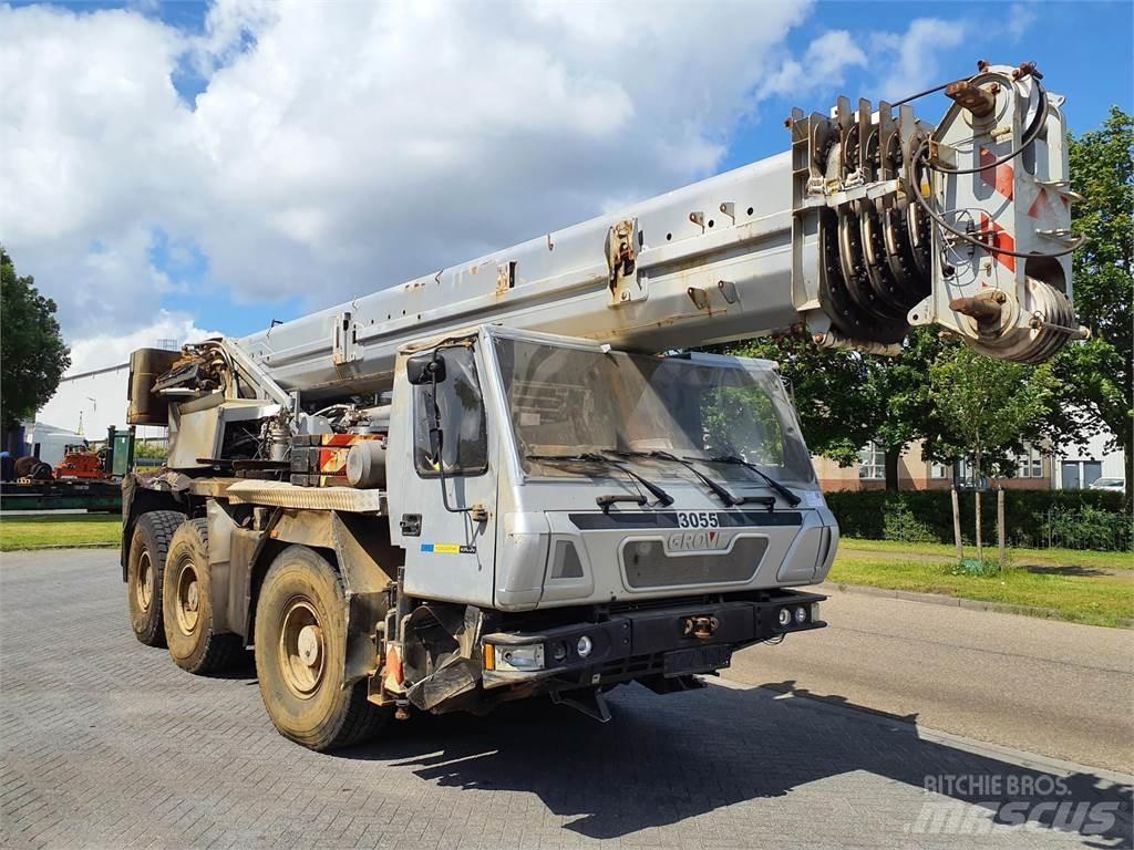 Grove GMK 3055 Mobiilinosturit