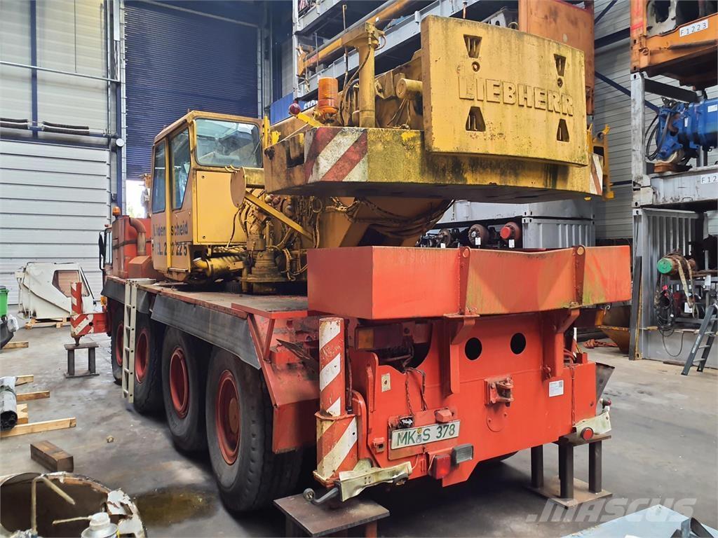Liebherr LTM 1050 Mobiilinosturit