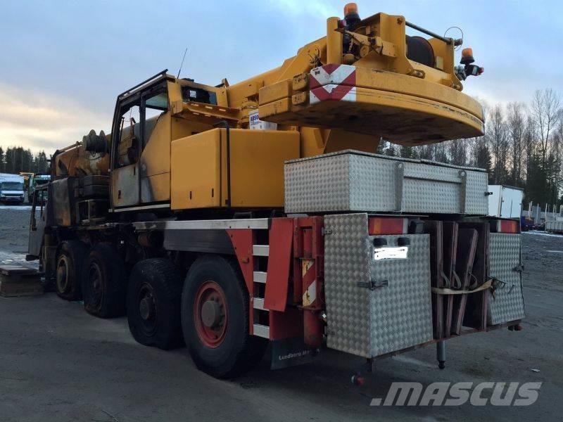 Liebherr LTM 1060-2 Mobiilinosturit
