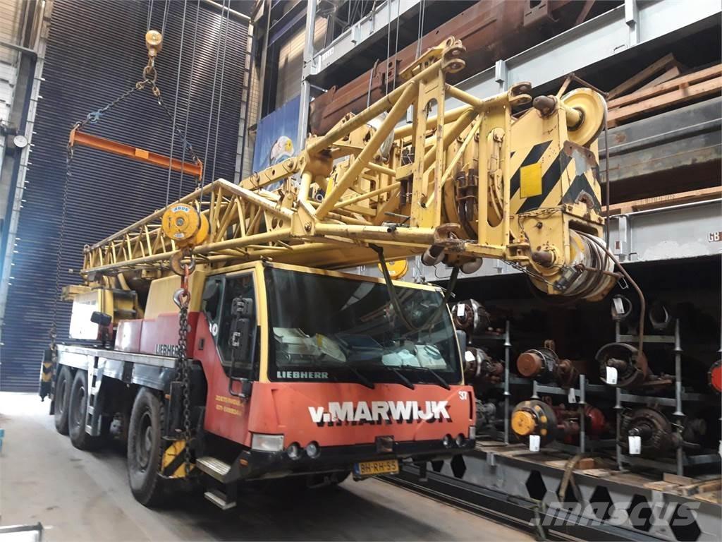 Liebherr LTM 1060-2 Mobiilinosturit