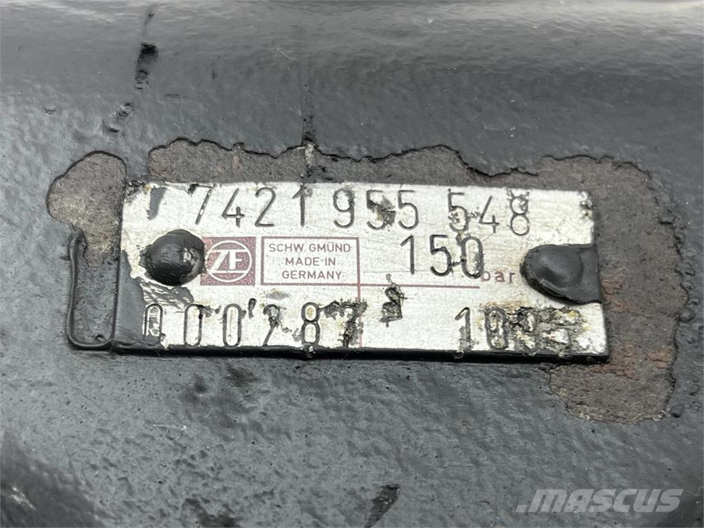  Steering box Nosturien osat ja lisävarusteet