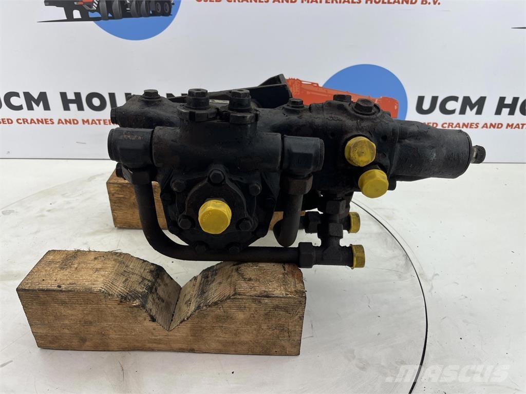  Steering box Nosturien osat ja lisävarusteet