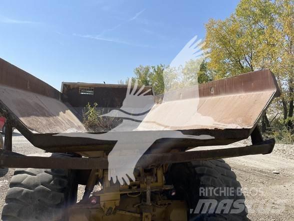 CAT D400D Dumpperit