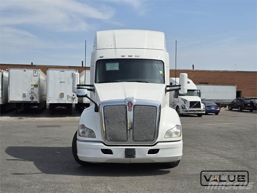 Kenworth T680 Vetopöytäautot