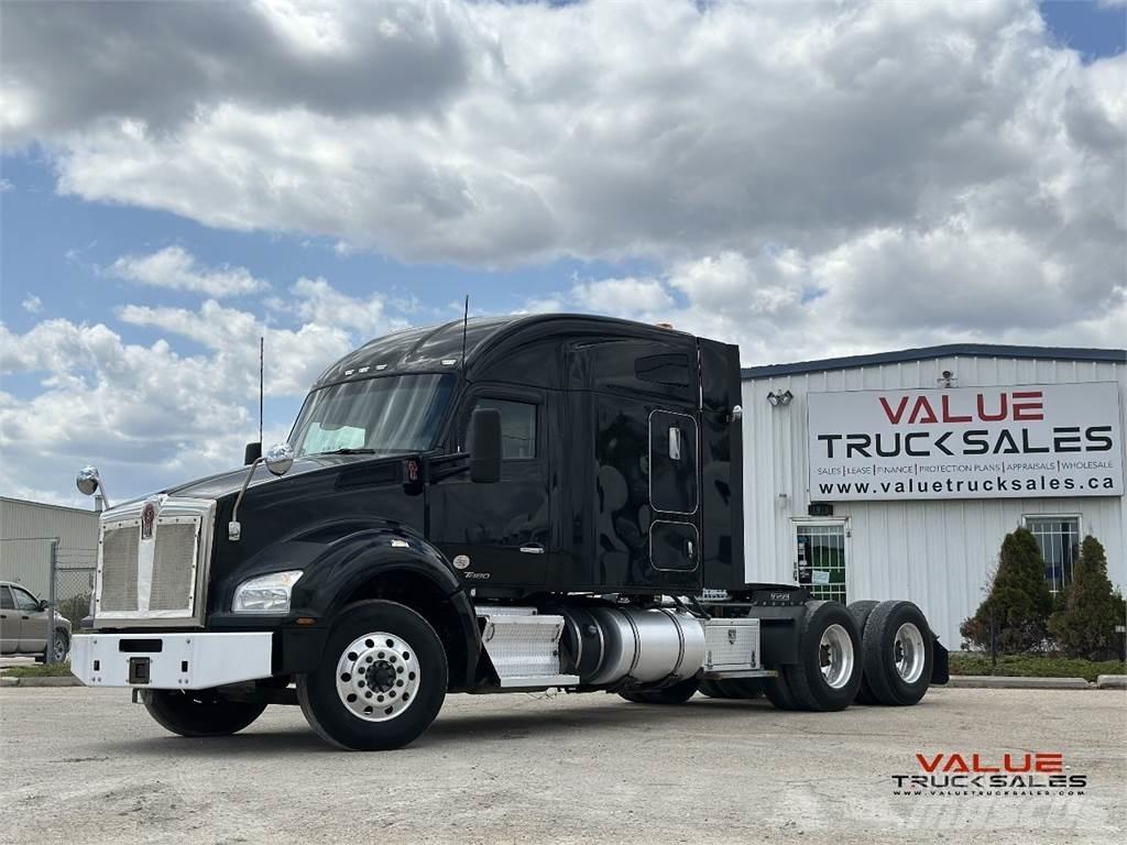 Kenworth T880 Vetopöytäautot