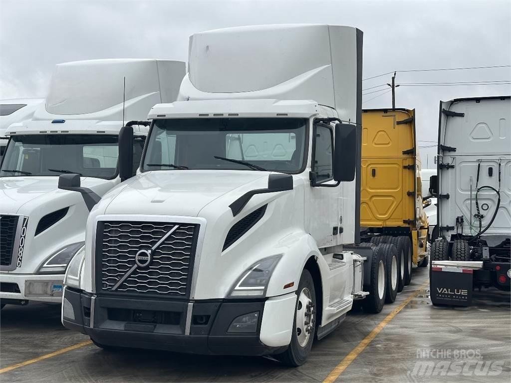 Volvo VNL300 Vetopöytäautot