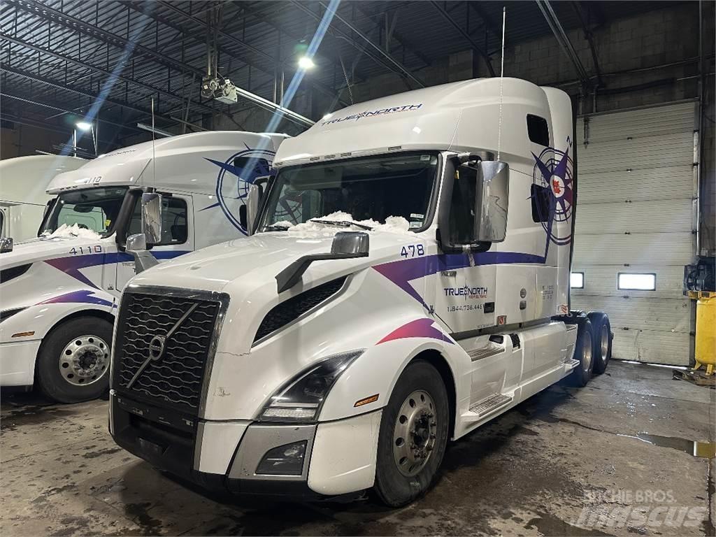 Volvo VNL760 Vetopöytäautot