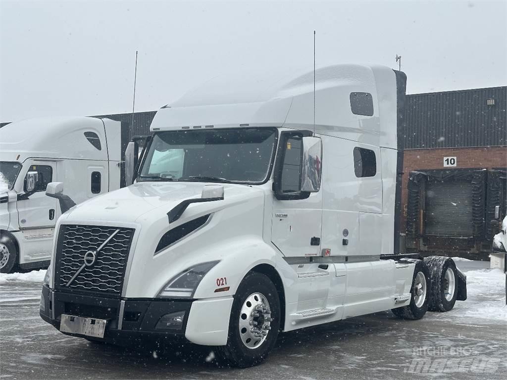 Volvo VNL760 Vetopöytäautot