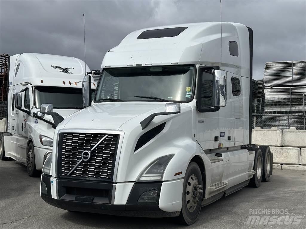 Volvo VNL760 Vetopöytäautot