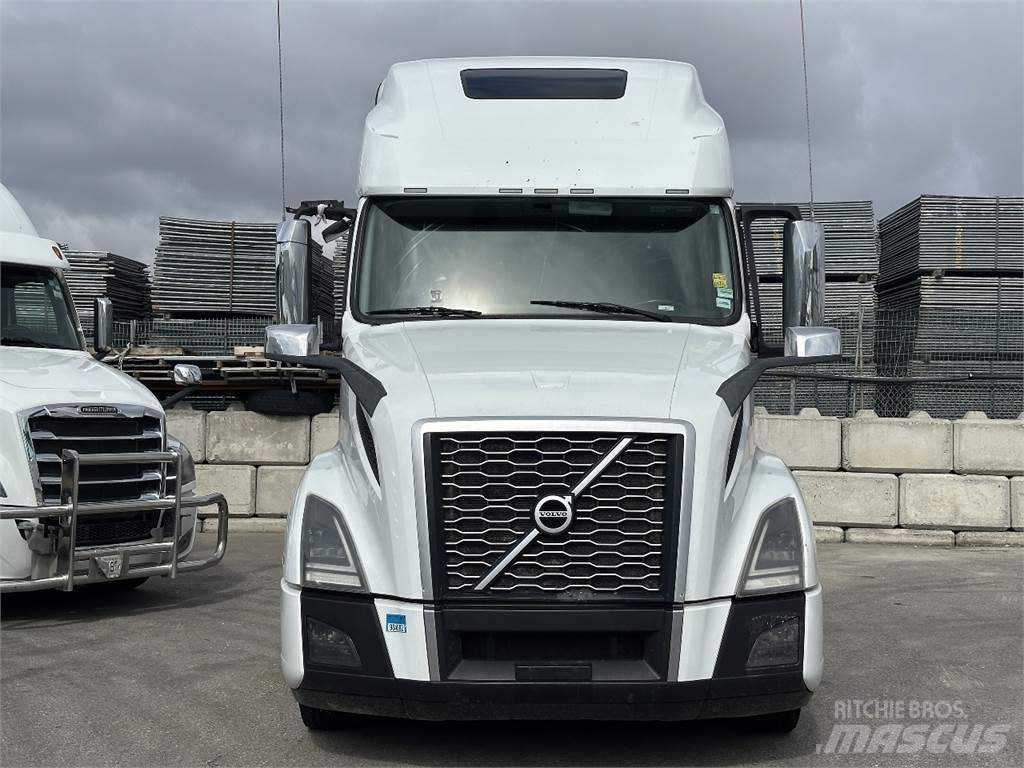 Volvo VNL760 Vetopöytäautot