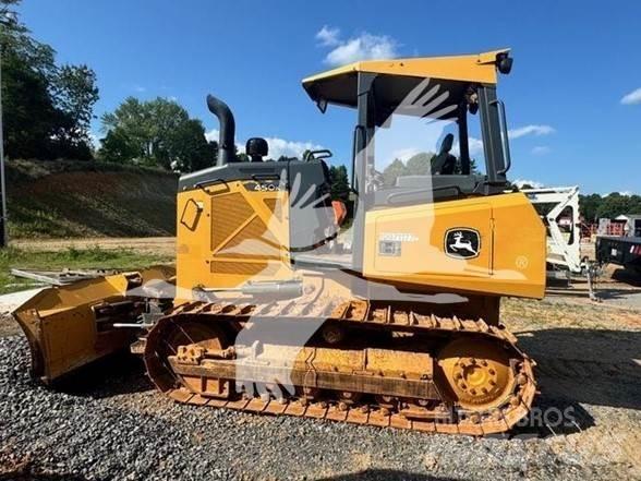 John Deere 450K Telaketjupuskutraktorit