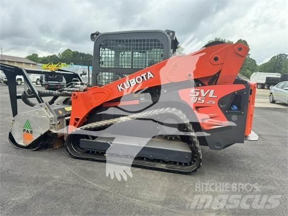 Kubota SVL95-2S Metsä murskaimet