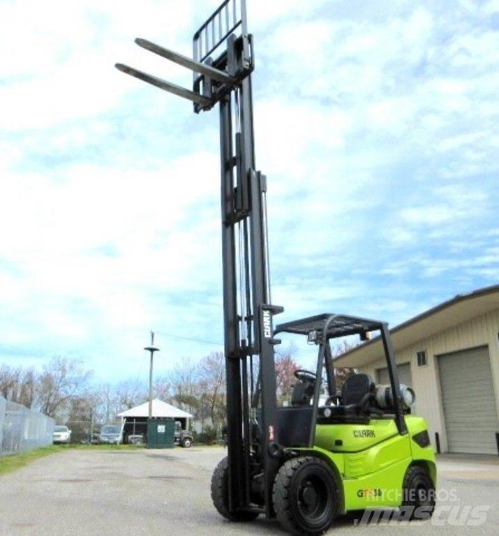 Clark GTS30L Muut koneet