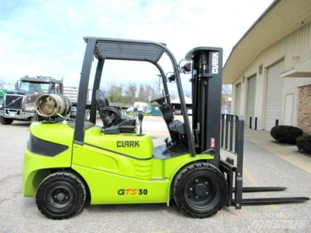 Clark GTS30L Muut koneet