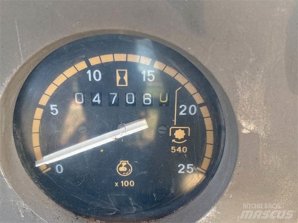 Ford 575D Muut koneet