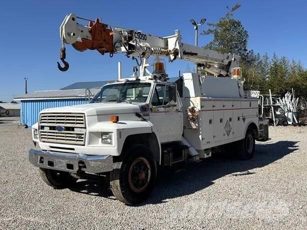 Ford F-800 Muut koneet