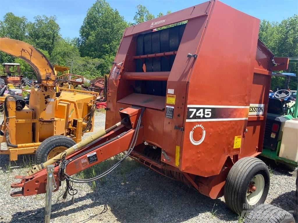 Hesston 745 Muut koneet