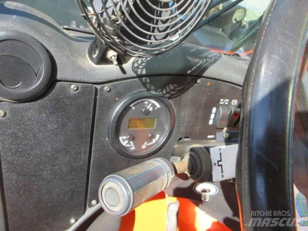 JLG G9-43A Muut koneet