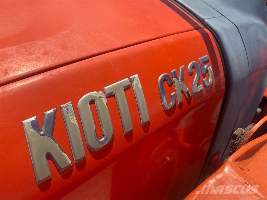 Kioti CK35 Muut koneet