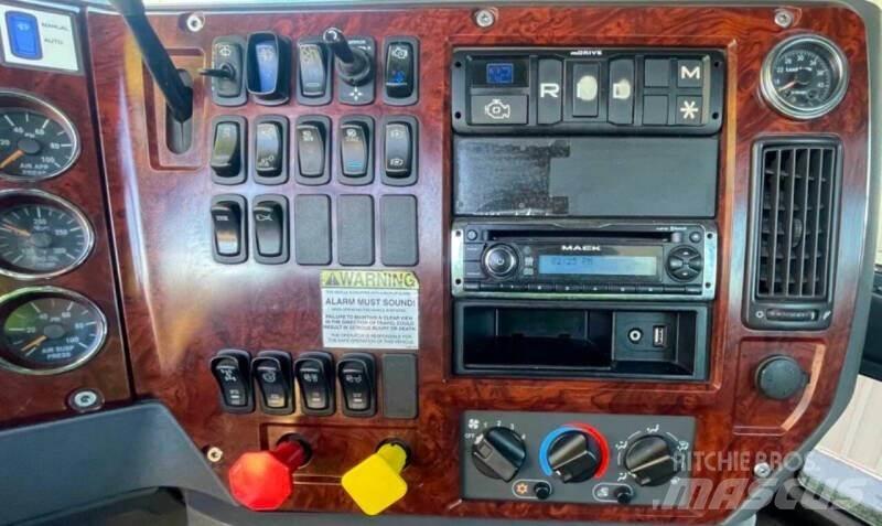 Mack CXU613 Muut koneet