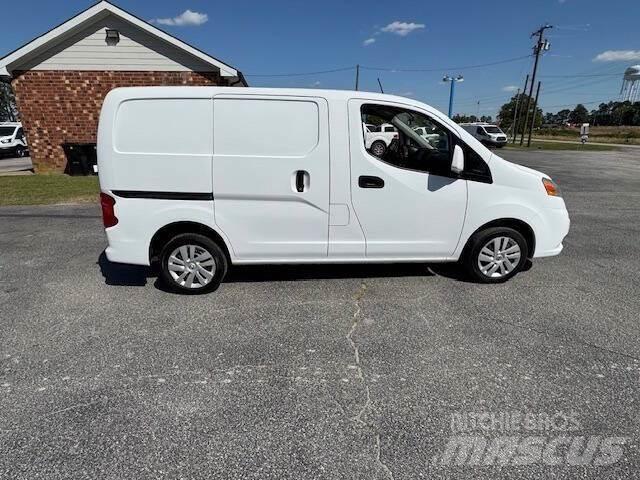 Nissan NV200 Muut koneet