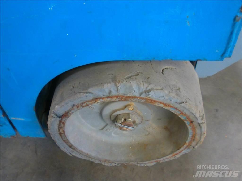 Genie GS1532 Saksilavat