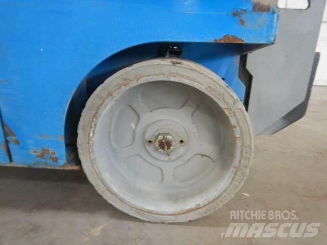 Genie GS2032 Saksilavat