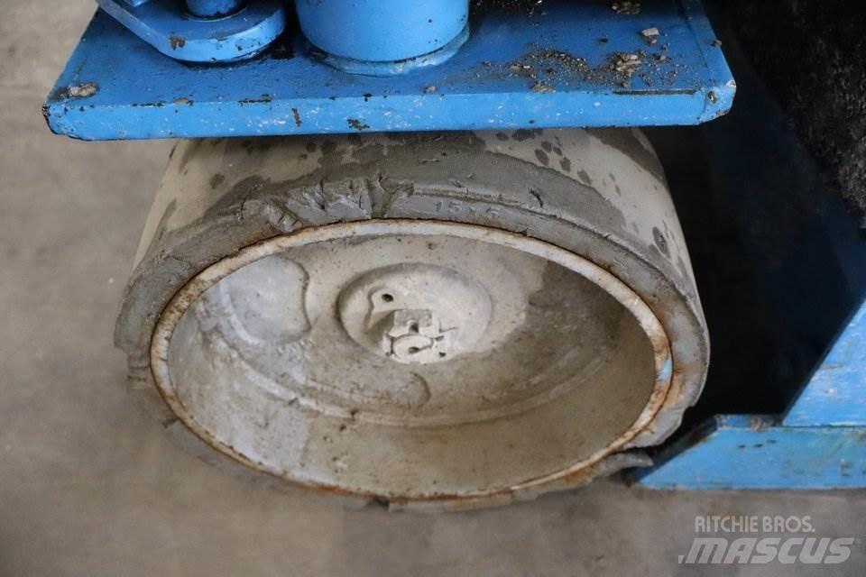 Genie GS2032 Saksilavat