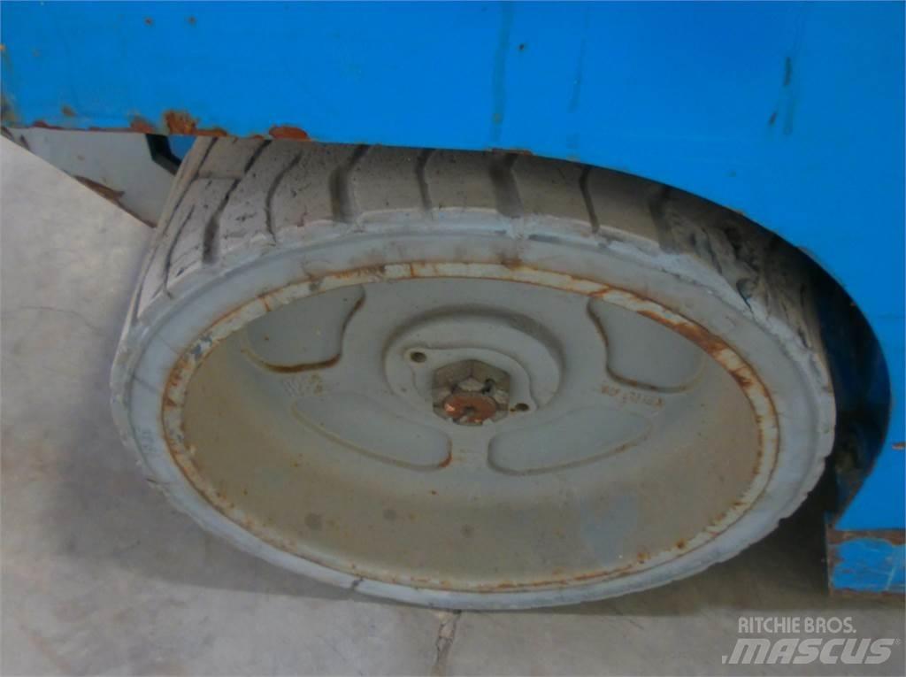 Genie GS2032 Saksilavat