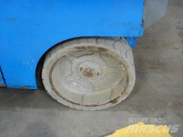 Genie GS2046 Saksilavat