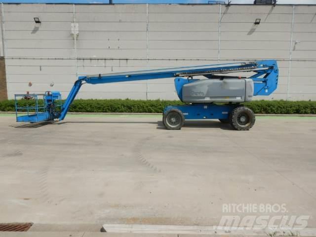 Genie Z80-60RT Kuukulkijat