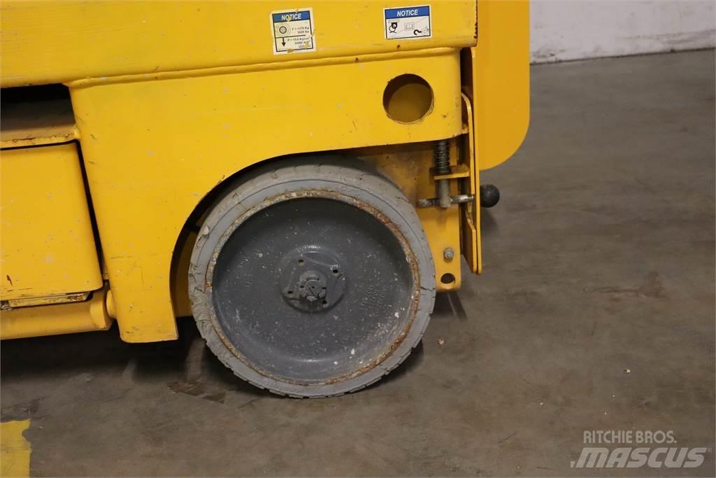 Haulotte Compact 10 Saksilavat