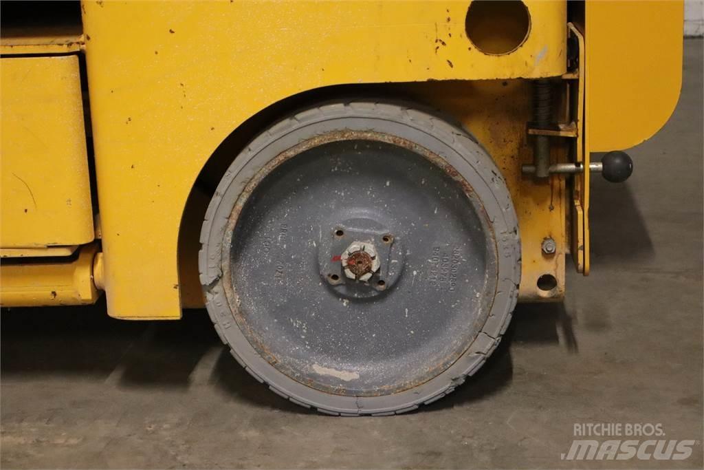 Haulotte Compact 10 Saksilavat