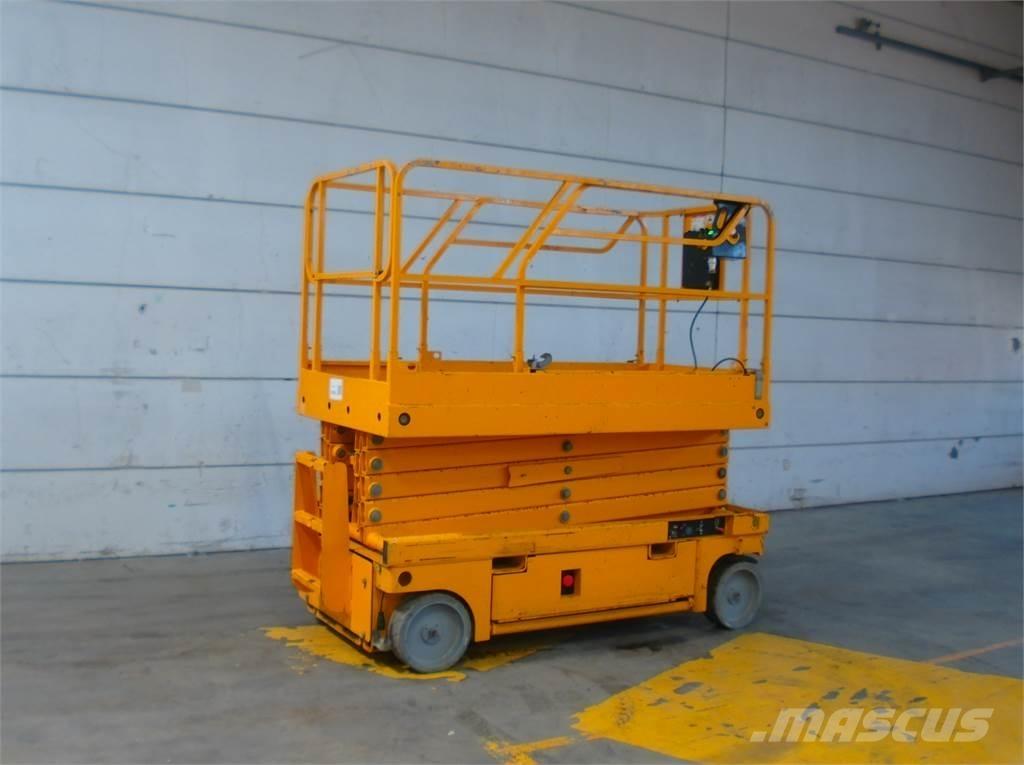 Haulotte Compact 12 Saksilavat