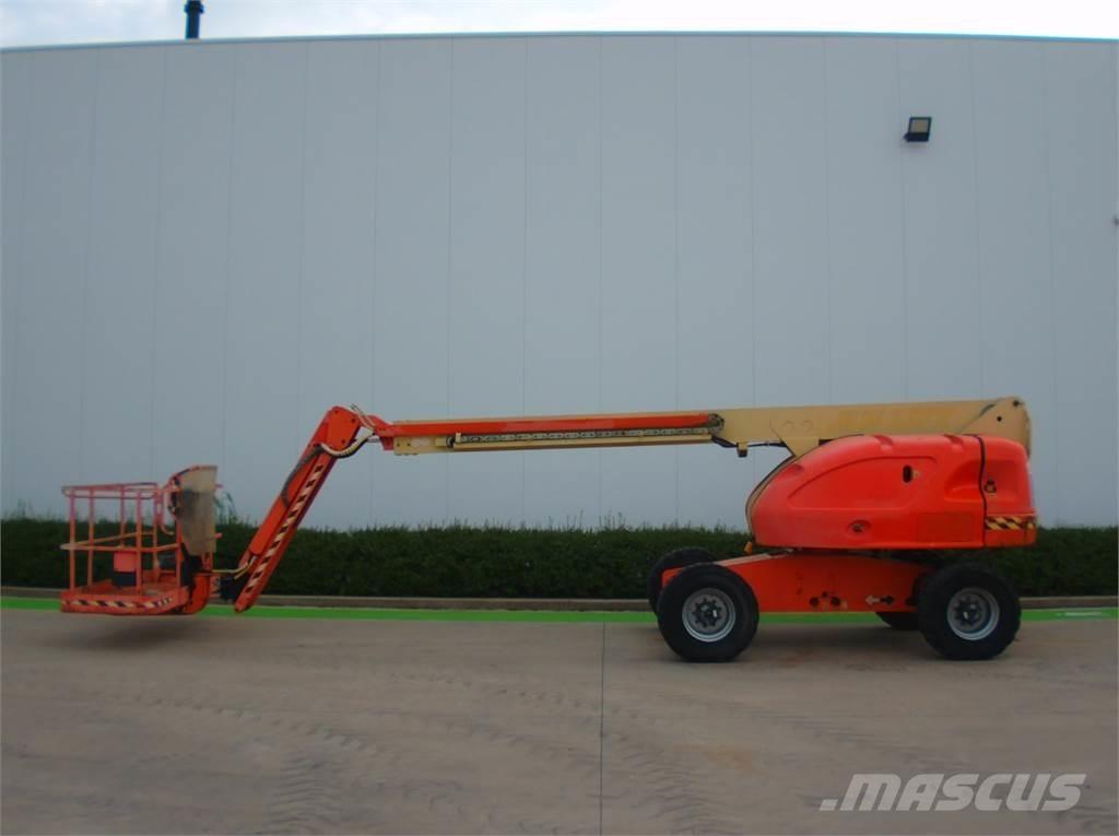 JLG 460SJ Teleskooppipuominostimet