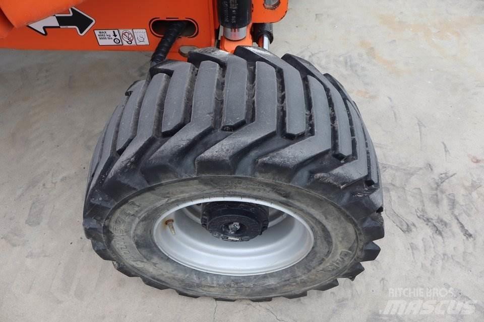JLG 520AJ Kuukulkijat