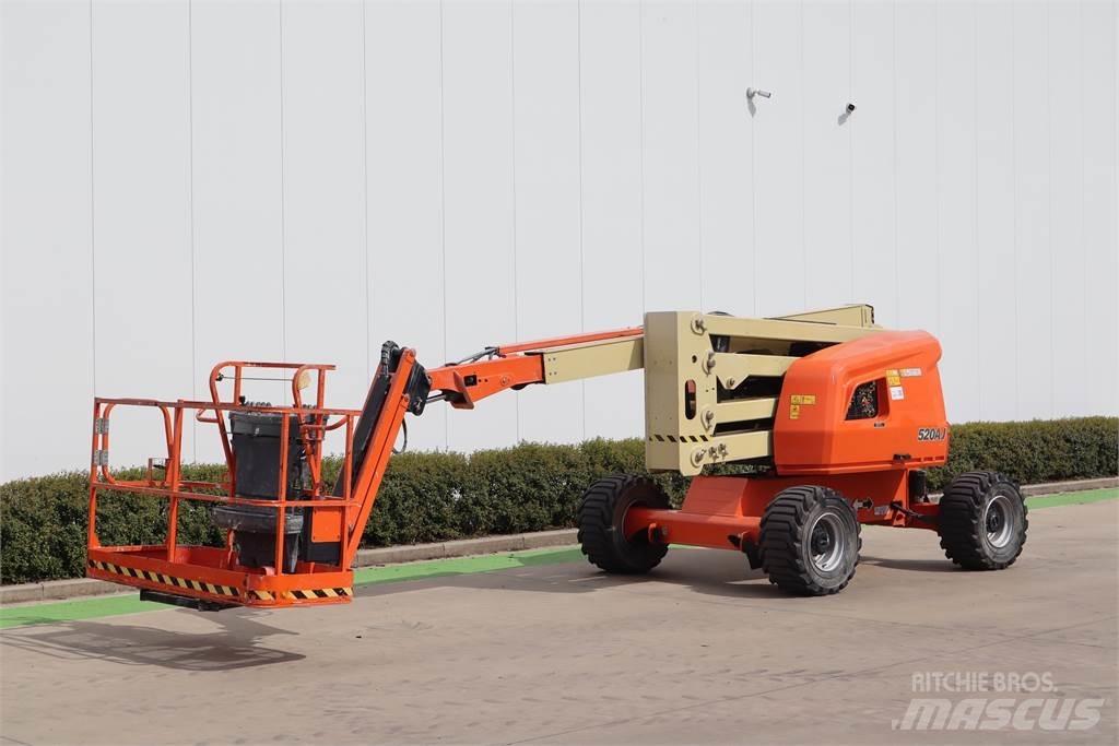 JLG 520AJ Kuukulkijat