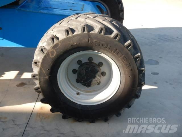 Manitou 200ATJ Kuukulkijat