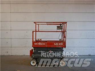 SkyJack SJ3219 Saksilavat