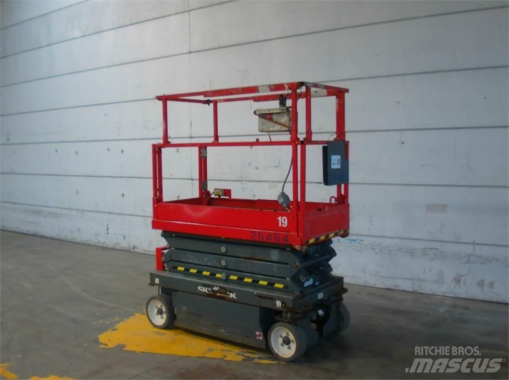 SkyJack SJ3219 Saksilavat