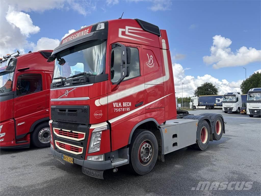 Volvo FH540 6x4 Vetopöytäautot
