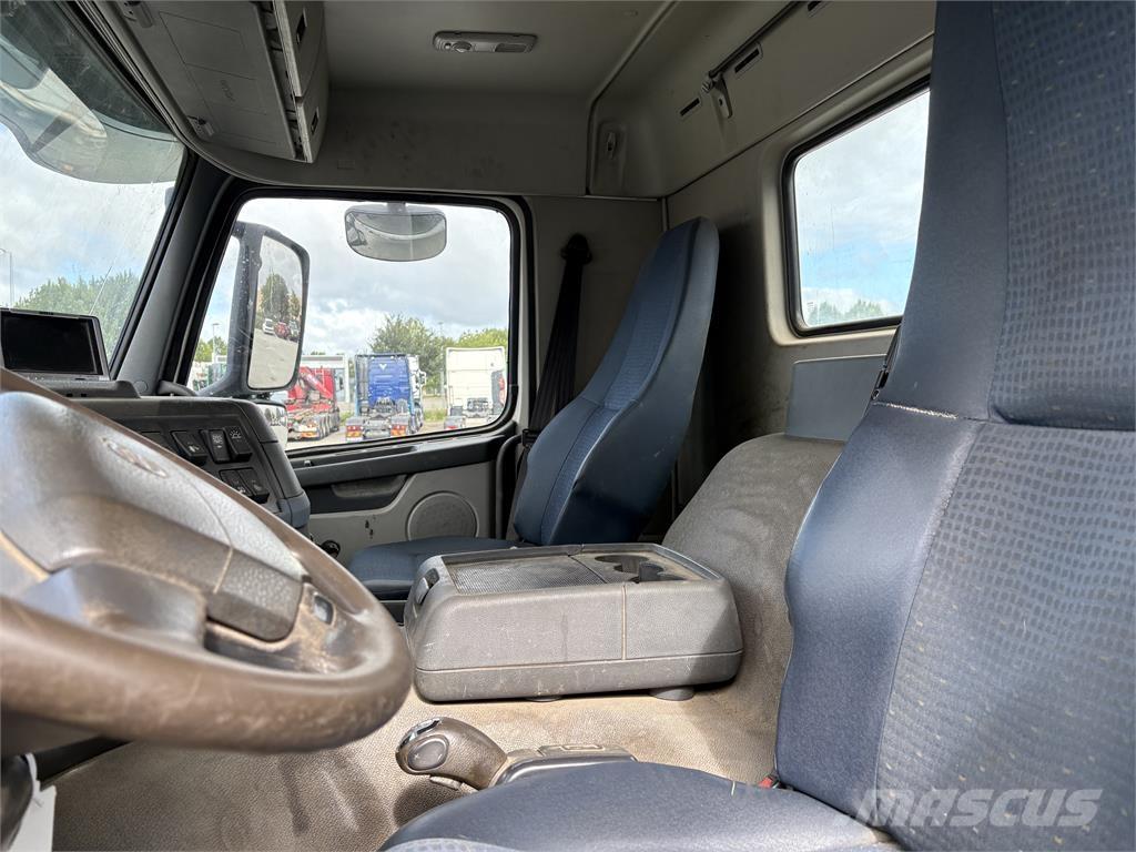 Volvo FM440 Vaihtolava-autot