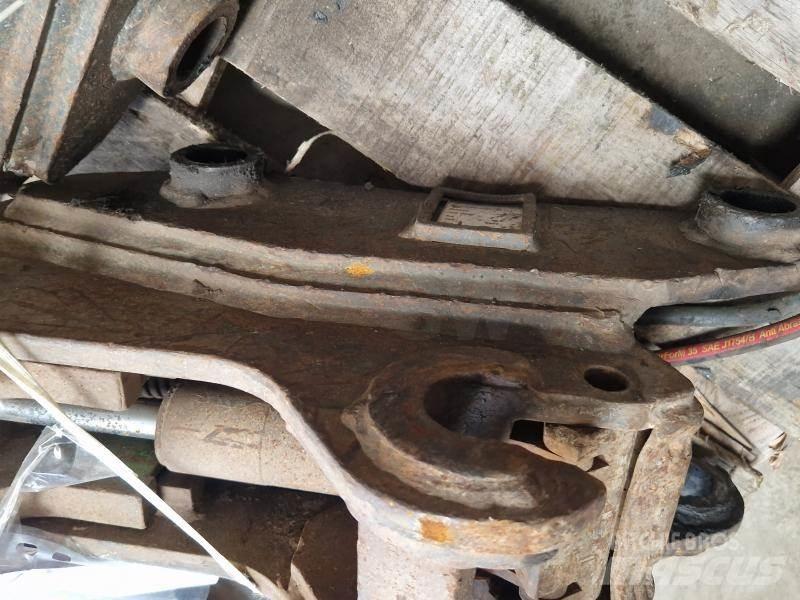 Geith JCB3CX Pikakytkimet