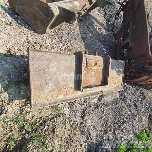 Mecalac 8MCR Kauhat