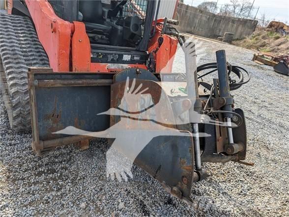Bobcat  Asfalttileikkurit
