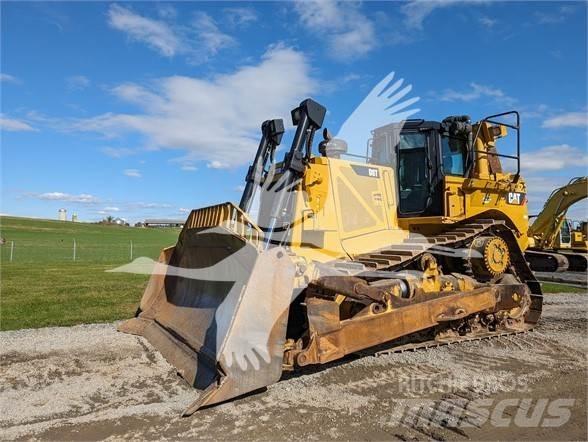 CAT D8T Telaketjupuskutraktorit