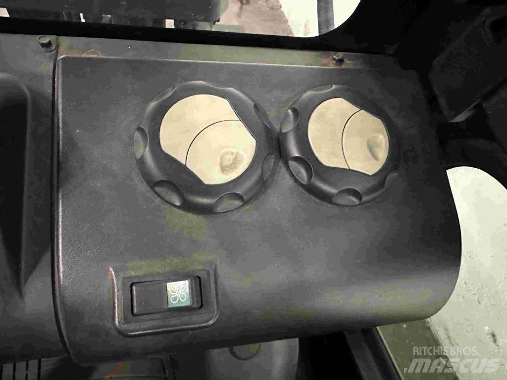 Clark C55SL Nestekaasutrukit