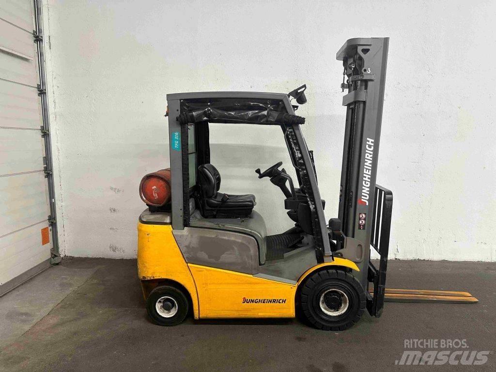 Jungheinrich TFG 316 Nestekaasutrukit