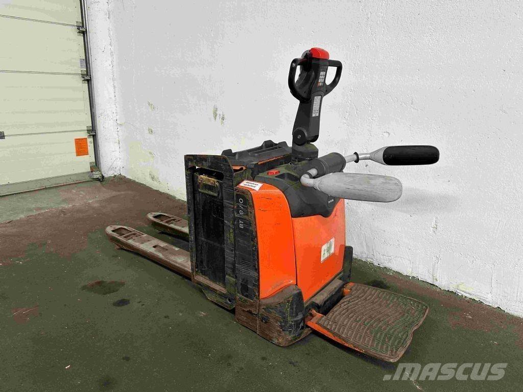 Toyota LPE 200 Lavansiirtotrukit