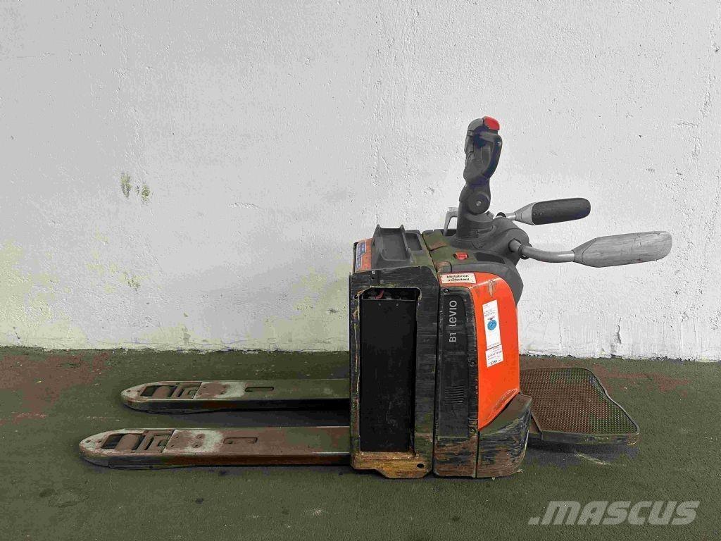 Toyota LPE 200 Lavansiirtotrukit